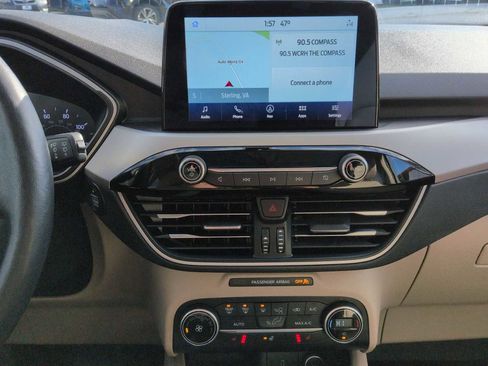 Used 2020 Ford Escape SEL image 29