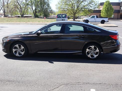 Used 2018 Honda Accord EX-L image 9