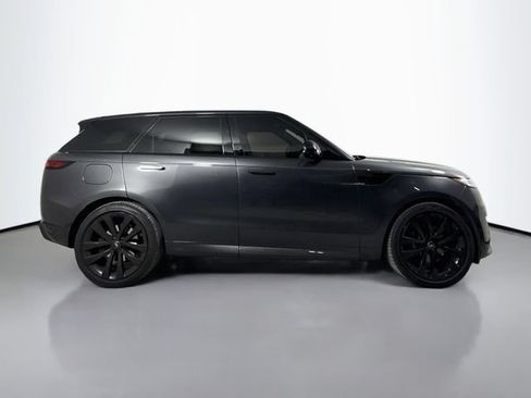 Used 2024 Land Rover Range Rover Sport Dynamic SE AWD/4WD image 4