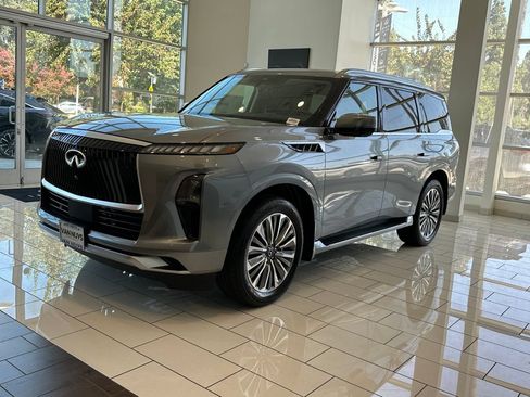 New 2027 INFINITI QX80 Luxe w/ Cargo Package RWD image 2