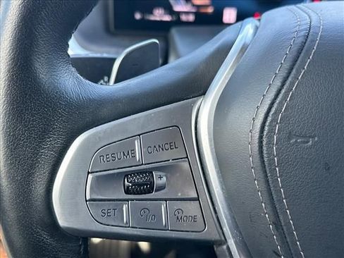 Used 2025 BMW X7 xDrive40i w/ Premium Package AWD/4WD image 27