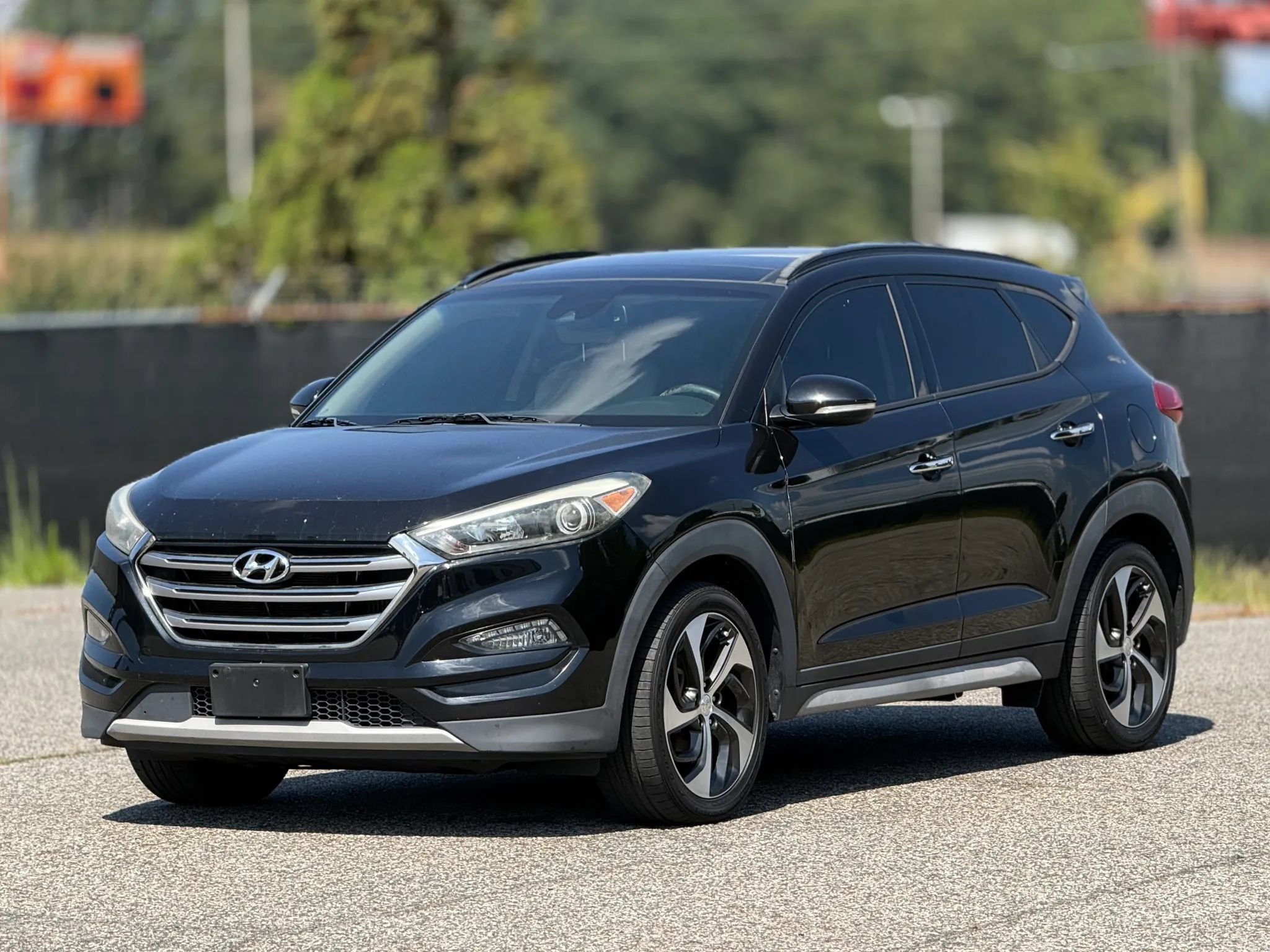 Used 2017 Hyundai Tucson Limited w/ Limited Ultimate Package 03 AWD/4WD image 6