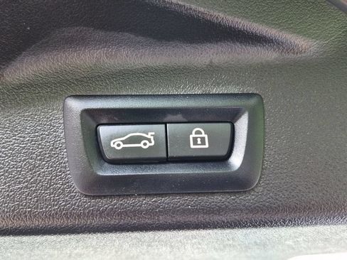 Used 2023 BMW X5 xDrive40i AWD/4WD image 27