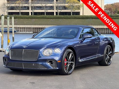 Used 2023 Bentley Continental GT Azure image 9