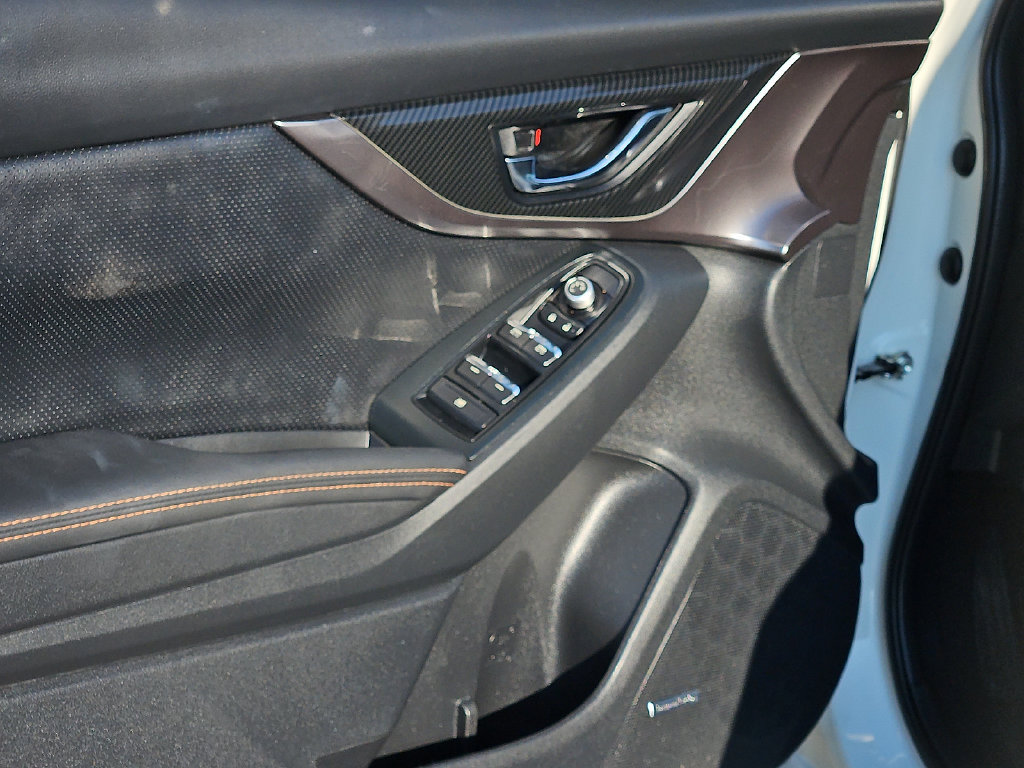 Used 2020 Subaru Crosstrek 2.0i Limited w/ Moonroof Package w/Navigation AWD/4WD image 19