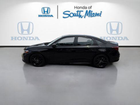 Used 2025 Honda Civic Sport image 4
