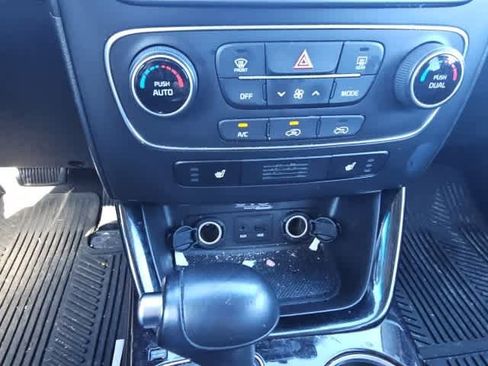 Used 2015 Kia Sorento EX image 18