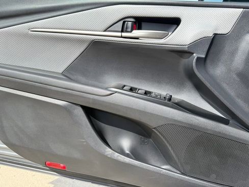 Used 2026 Toyota Camry SE w/ Convenience Package image 23