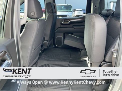 Used 2023 Chevrolet Silverado 1500 RST image 25
