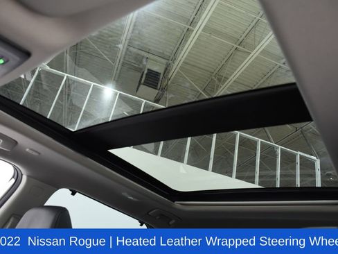 Used 2022 Nissan Rogue SV w/ SV Premium Package image 24