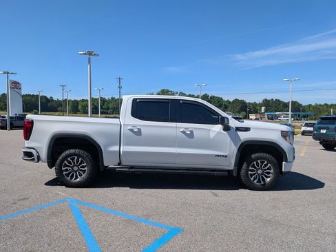 Used 2020 GMC Sierra 1500 AT4 w/ AT4 Premium Package AWD/4WD image 6