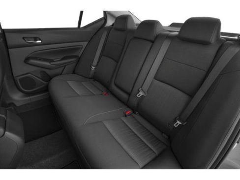 Used 2022 Nissan Altima 2.5 SV w/ SV Premium Package FWD image 16