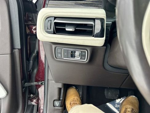 Used 2022 Lincoln Aviator Black Label Grand Touring image 29