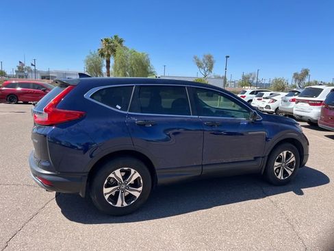Used 2018 Honda CR-V LX image 5