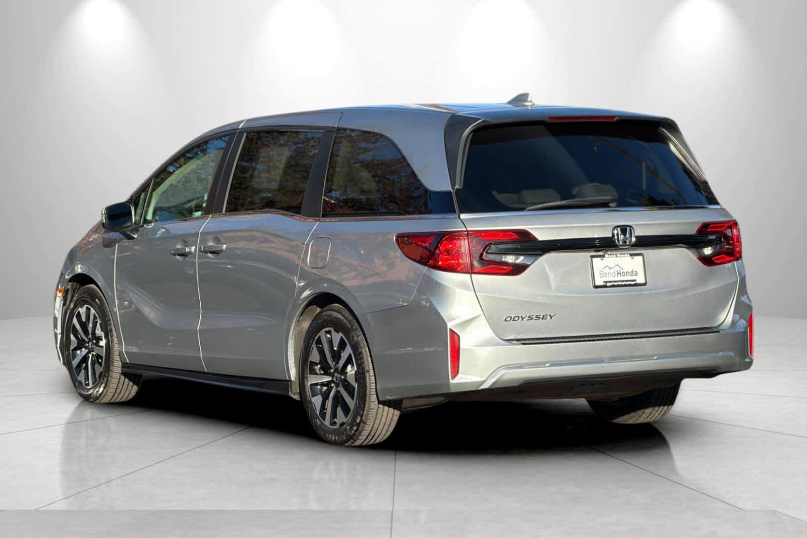 Used 2025 Honda Odyssey EX-L image 6