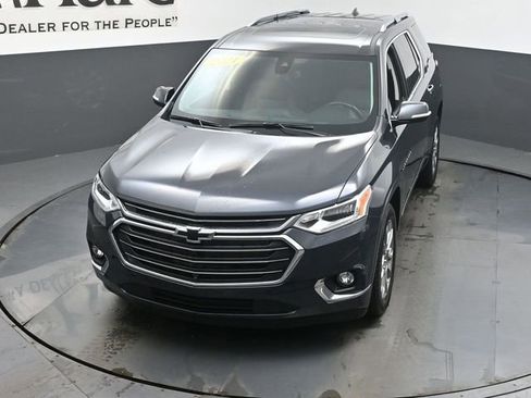 Used 2021 Chevrolet Traverse Premier w/ LPO, Floor Liner Package AWD/4WD image 53