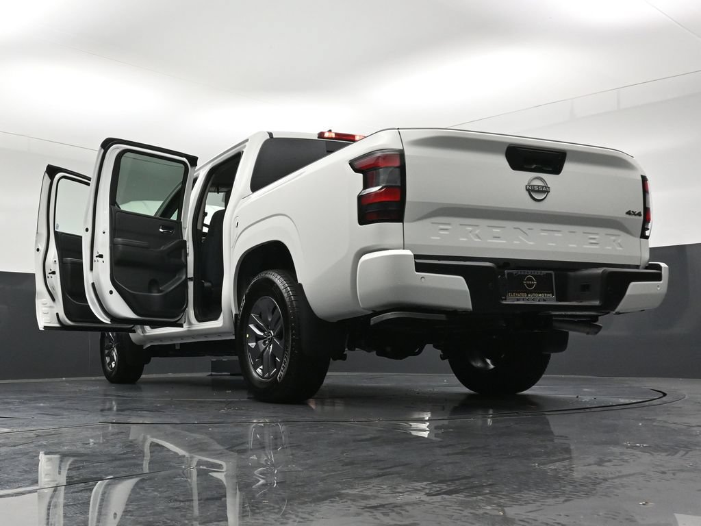 New 2026 Nissan Frontier SV w/ Tow Package AWD/4WD image 36