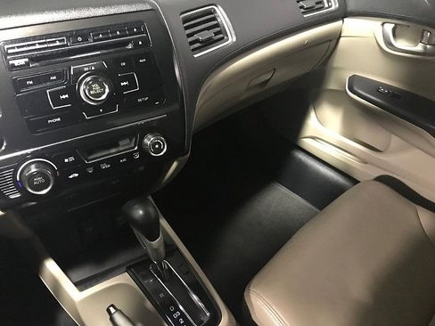 Used 2013 Honda Civic EX-L image 27