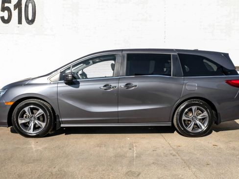 Used 2018 Honda Odyssey Touring image 11