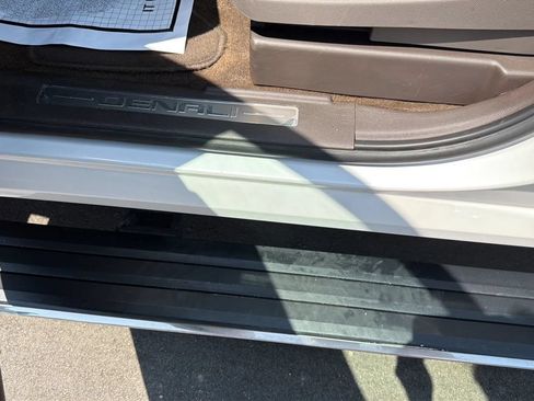 Used 2017 GMC Yukon XL Denali w/ Open Road Package RWD image 39