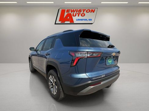 Certified 2025 Chevrolet Equinox LT w/ Convenience Package II FWD image 11