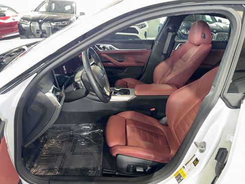 Used 2023 BMW i4 eDrive35 w/ Premium Package RWD image 19
