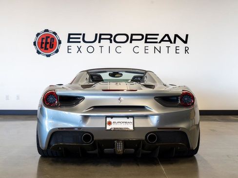 Used 2017 Ferrari 488 Spider image 37