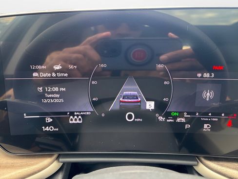 Used 2025 Audi Q5 Premium Plus w/ Premium Plus AWD/4WD image 11