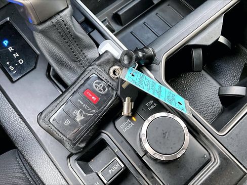 Used 2023 Toyota Tundra SR5 image 15