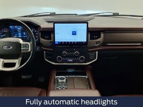 Used 2022 Ford Expedition Max Limited image 27