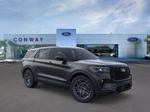 New 2026 Ford Explorer ST-Line w/ ST-Line Street Pack image 7