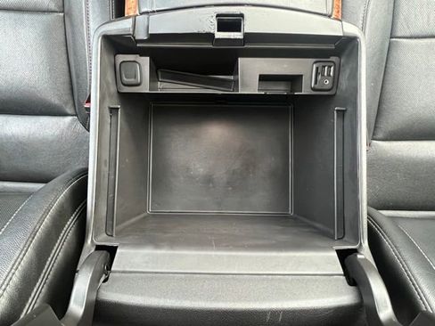 Used 2015 Chevrolet Tahoe LTZ image 22