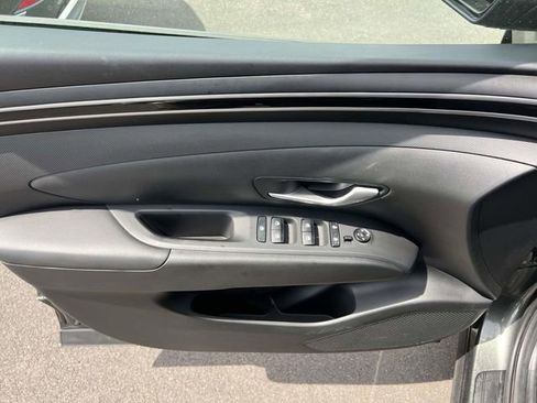 Certified 2023 Hyundai Tucson SE AWD/4WD image 17