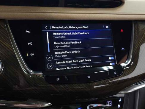 Used 2021 Cadillac XT6 Sport w/ Platinum Package image 29