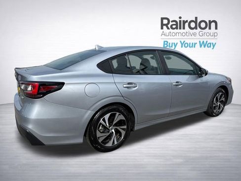 Used 2025 Subaru Legacy Premium image 8