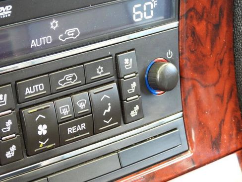 Used 2013 Cadillac Escalade Luxury image 71