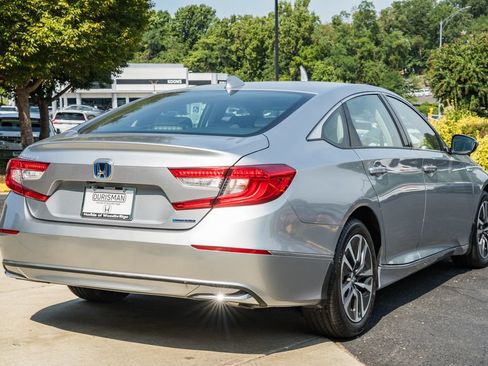 Used 2021 Honda Accord EX image 4
