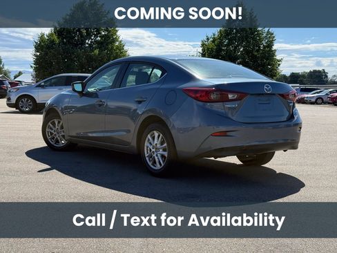 Used 2016 MAZDA MAZDA3 i Sport w/ Preferred Equipment Package FWD image 4