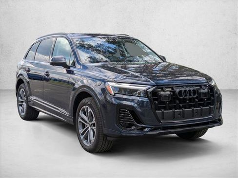 Used 2026 Audi Q7 3.0T Premium w/ Convenience Plus Package image 8