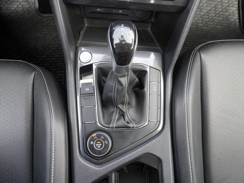 Used 2024 Volkswagen Tiguan Wolfsburg Edition image 15