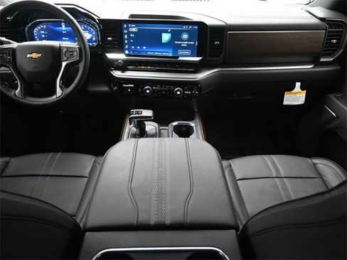 Certified 2026 Chevrolet Silverado 1500 High Country image 23