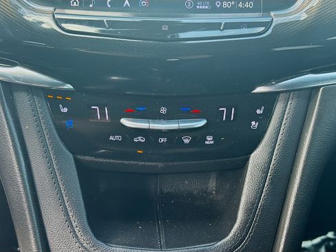Used 2020 Cadillac XT6 Sport w/ Platinum Package AWD/4WD image 14