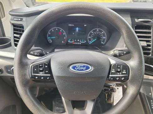 Used 2023 Ford Transit 350 XLT RWD image 8