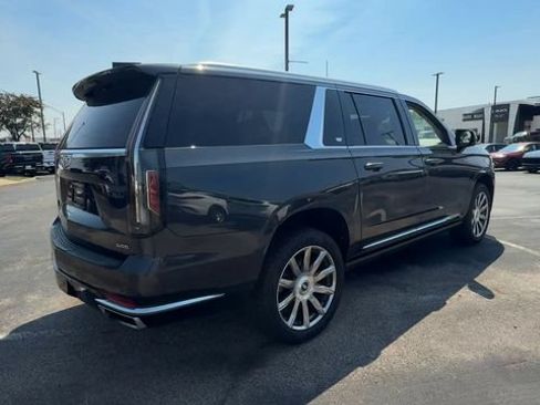 Used 2022 Cadillac Escalade ESV Premium Luxury Platinum AWD/4WD image 8