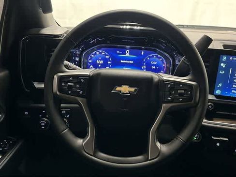 Used 2024 Chevrolet Silverado 2500 LT image 15