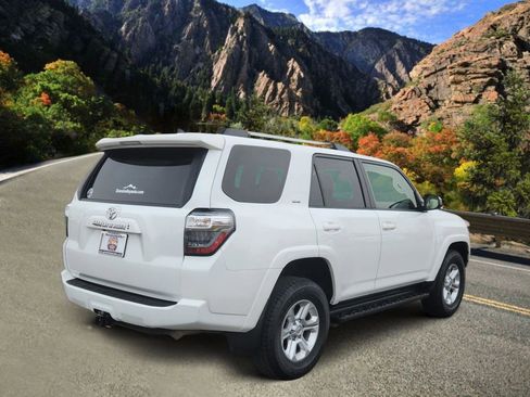 Used 2024 Toyota 4Runner SR5 image 3