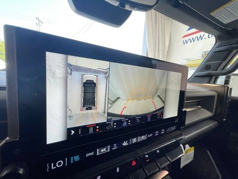 New 2025 GMC Hummer EV 3X AWD/4WD image 27