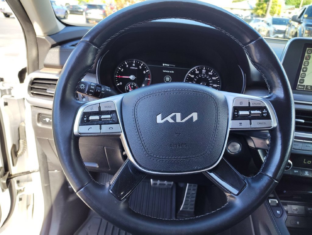 Used 2022 Kia Telluride SX w/ Nightfall Edition Package AWD/4WD image 16