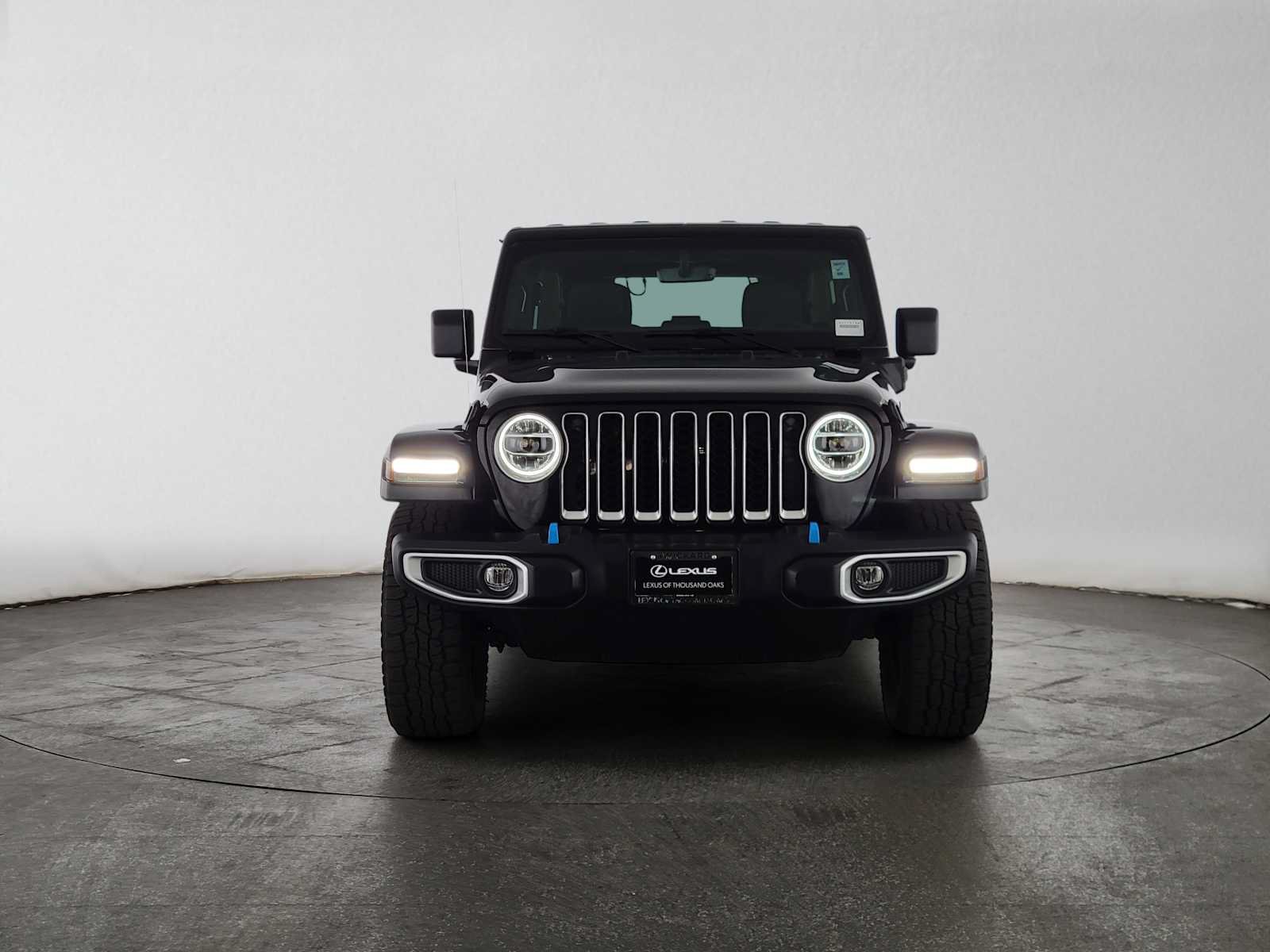 Used 2022 Jeep Wrangler Unlimited Sahara AWD/4WD image 8