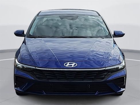 New 2026 Hyundai Elantra Blue image 2